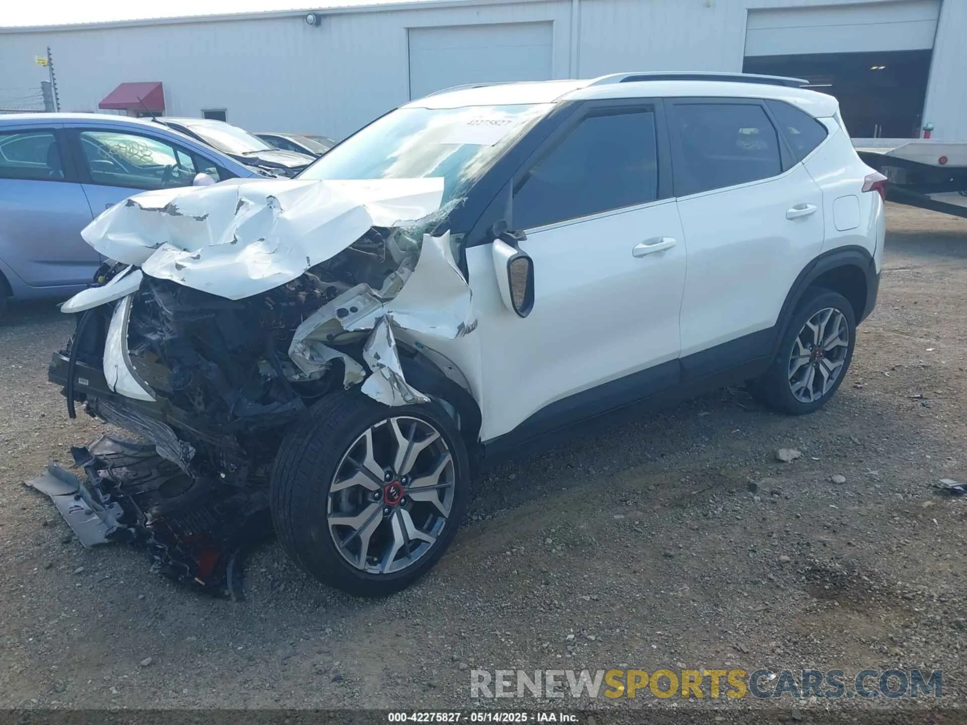 2 Photograph of a damaged car KNDEUCA20M7156399 KIA SELTOS 2021