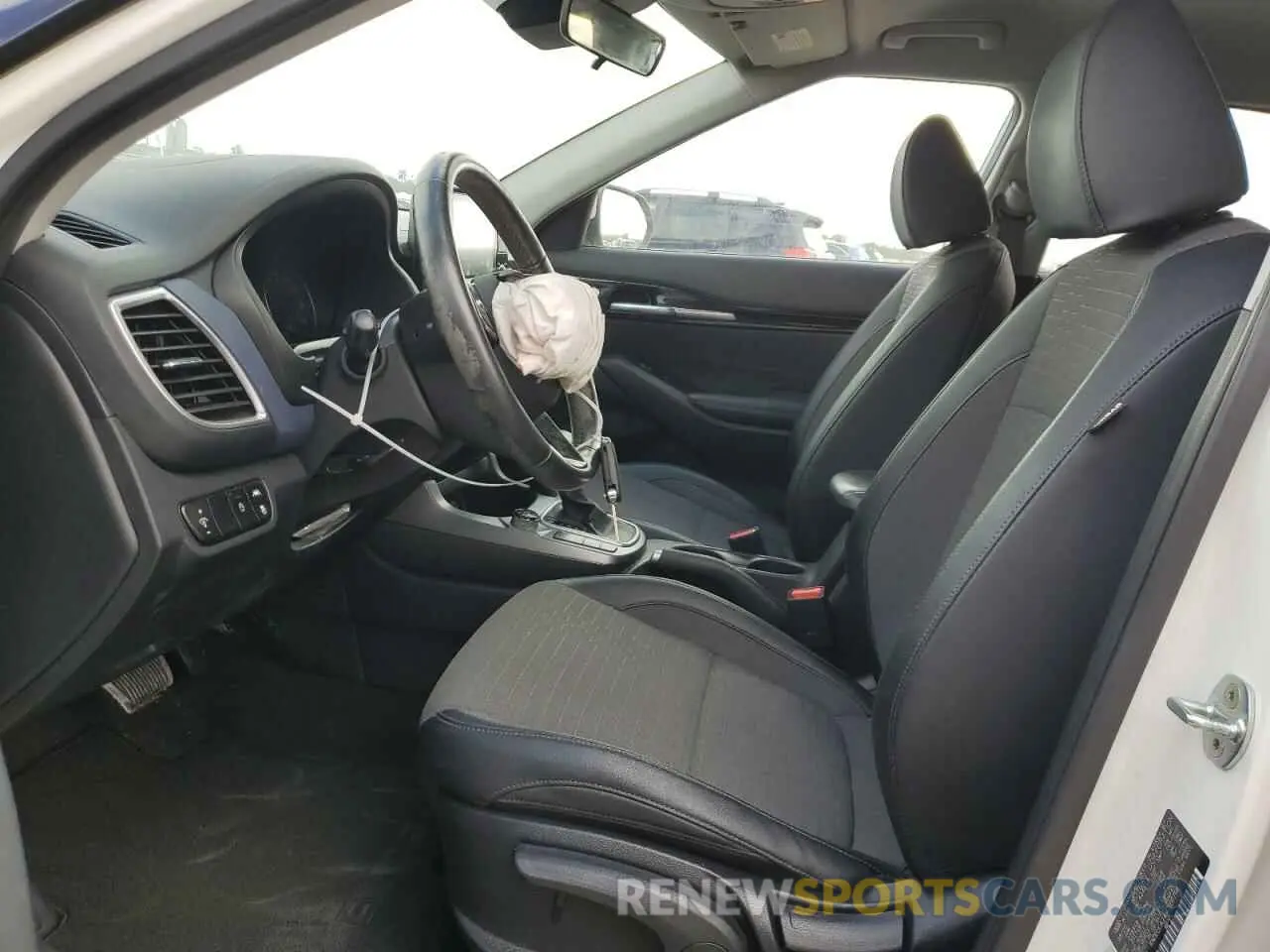 7 Photograph of a damaged car KNDEUCA24M7106766 KIA SELTOS 2021