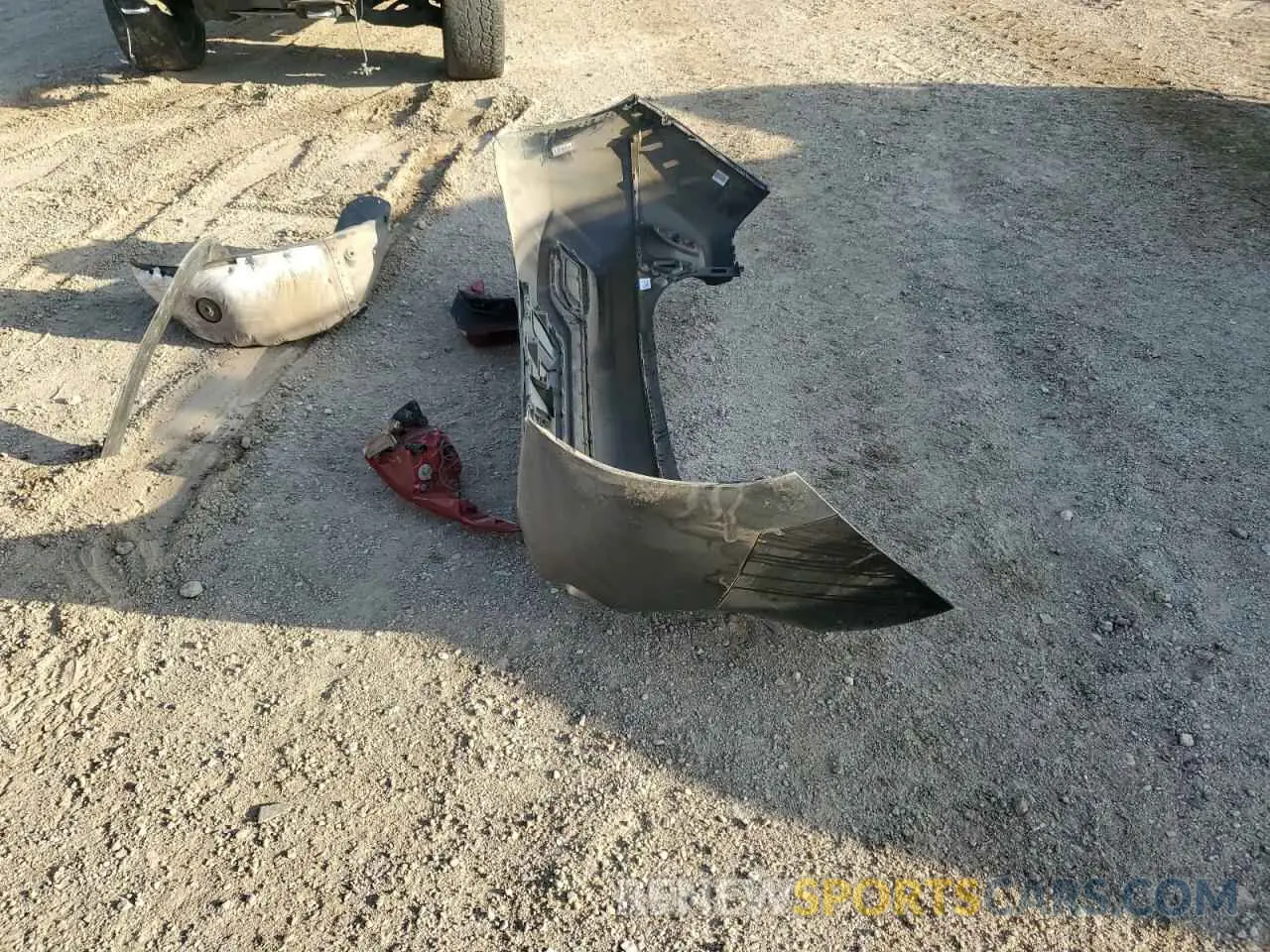 12 Photograph of a damaged car KNDEUCA24M7132638 KIA SELTOS 2021