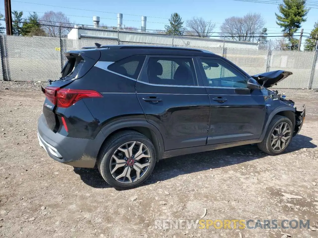3 Photograph of a damaged car KNDEUCA25M7096104 KIA SELTOS 2021