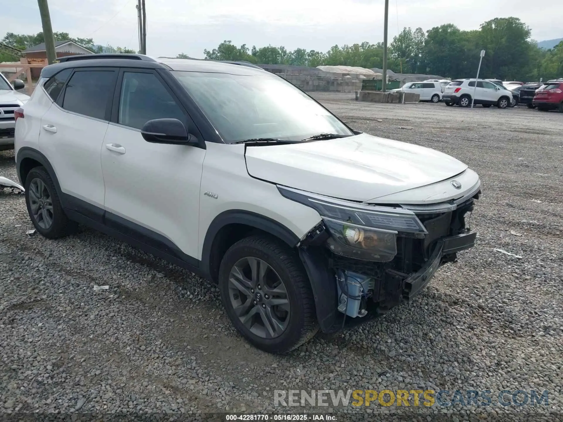 1 Photograph of a damaged car KNDEUCAA0M7041549 KIA SELTOS 2021