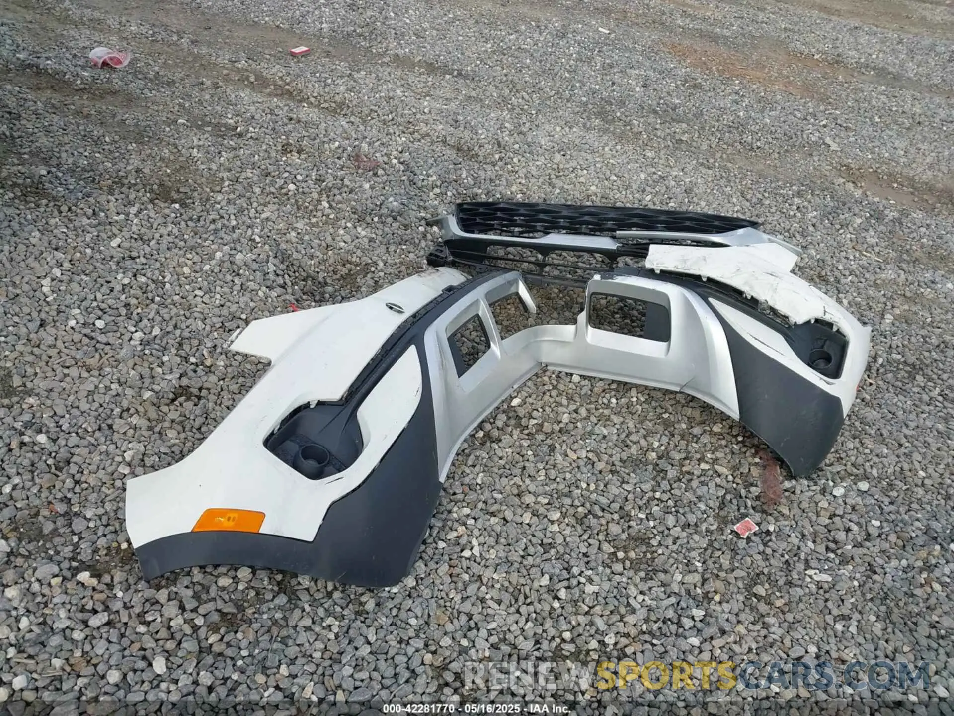 12 Photograph of a damaged car KNDEUCAA0M7041549 KIA SELTOS 2021
