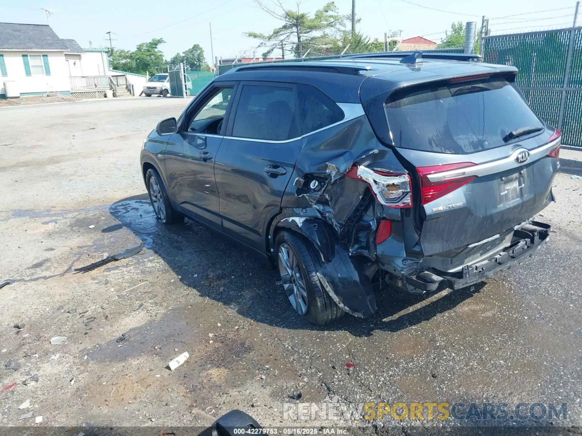 3 Photograph of a damaged car KNDEUCAA2M7149395 KIA SELTOS 2021