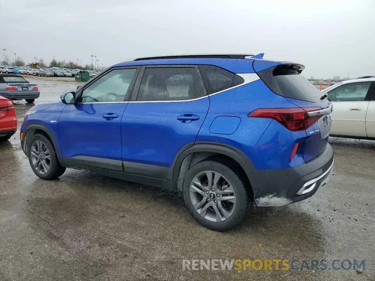 2 Photograph of a damaged car KNDEUCAA2M7155729 KIA SELTOS 2021