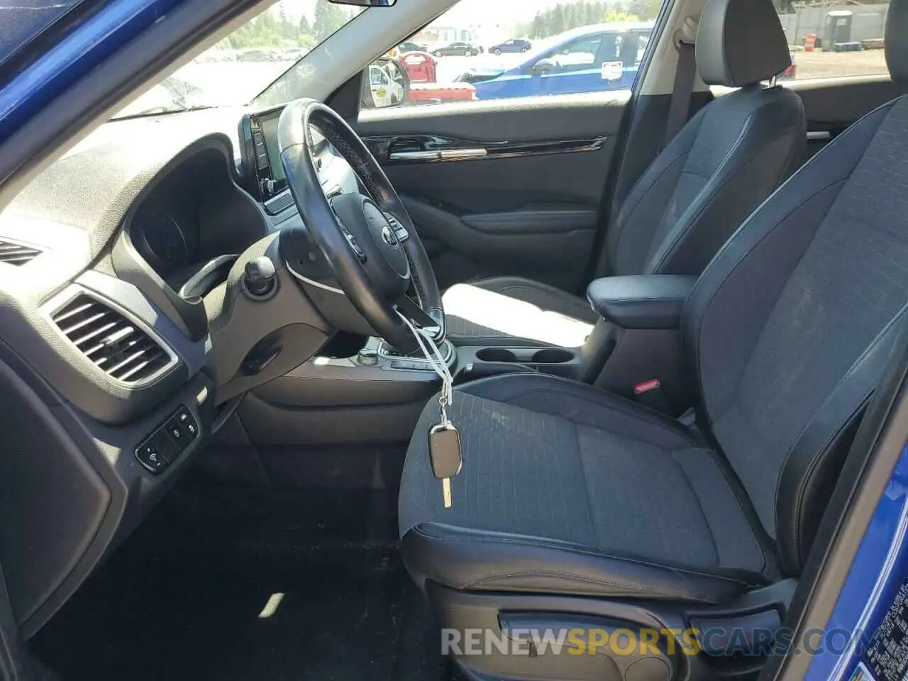7 Photograph of a damaged car KNDEUCAA2M7156458 KIA SELTOS 2021