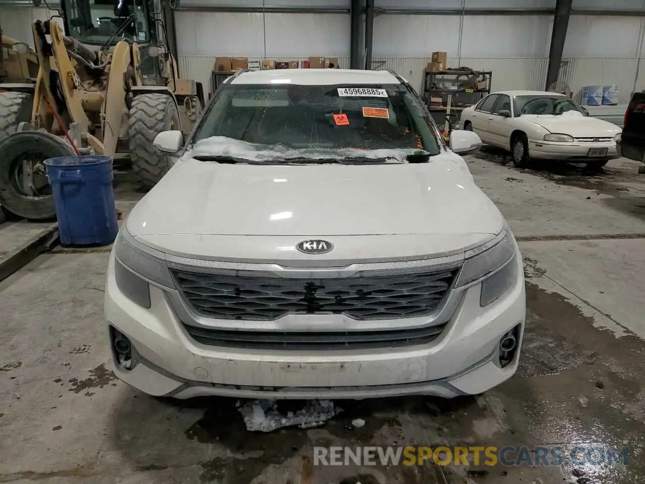5 Photograph of a damaged car KNDEUCAA3M7096559 KIA SELTOS 2021