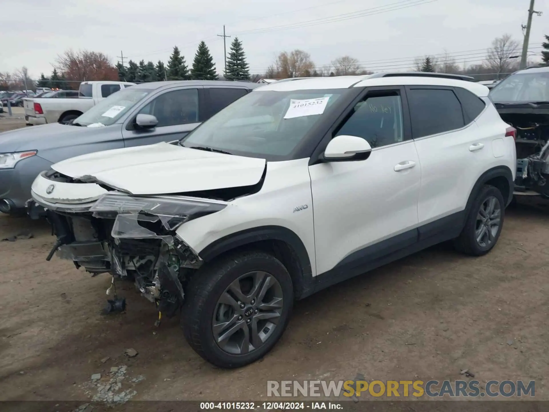 2 Photograph of a damaged car KNDEUCAA5M7046780 KIA SELTOS 2021