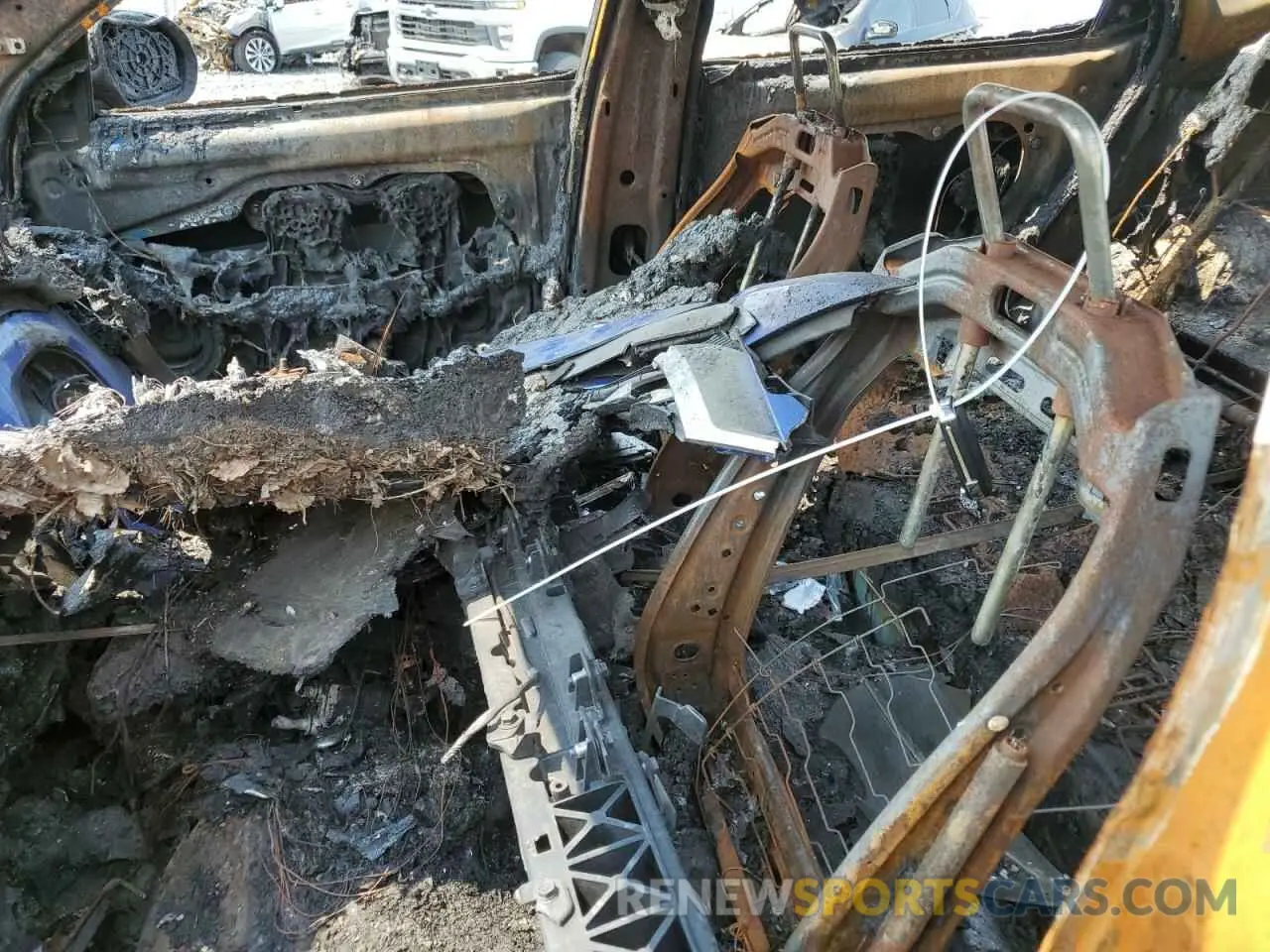 7 Photograph of a damaged car KNDEUCAA5M7160455 KIA SELTOS 2021