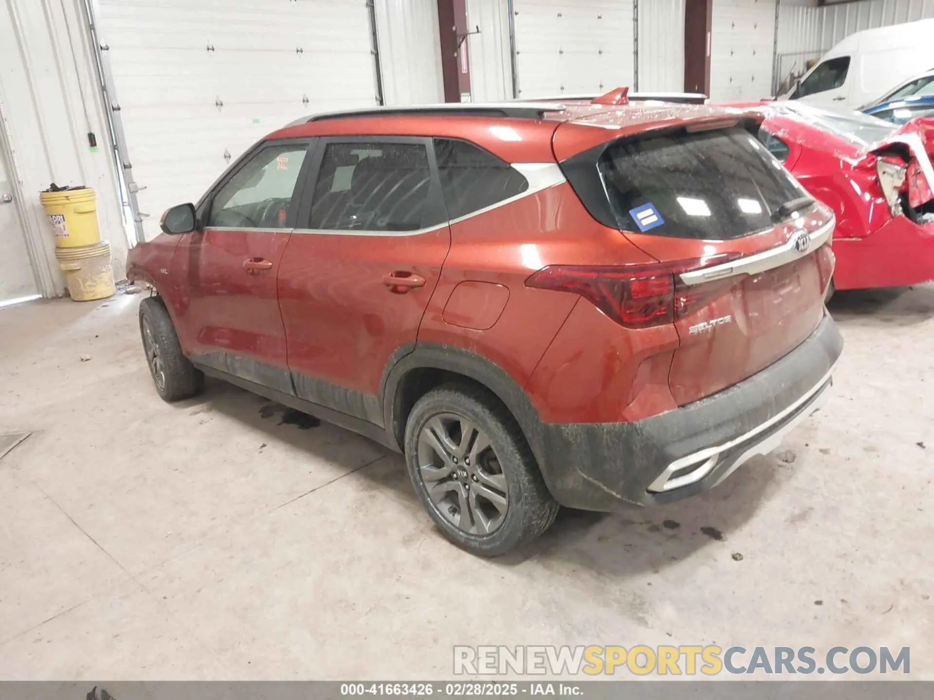 3 Photograph of a damaged car KNDEUCAA7M7138912 KIA SELTOS 2021