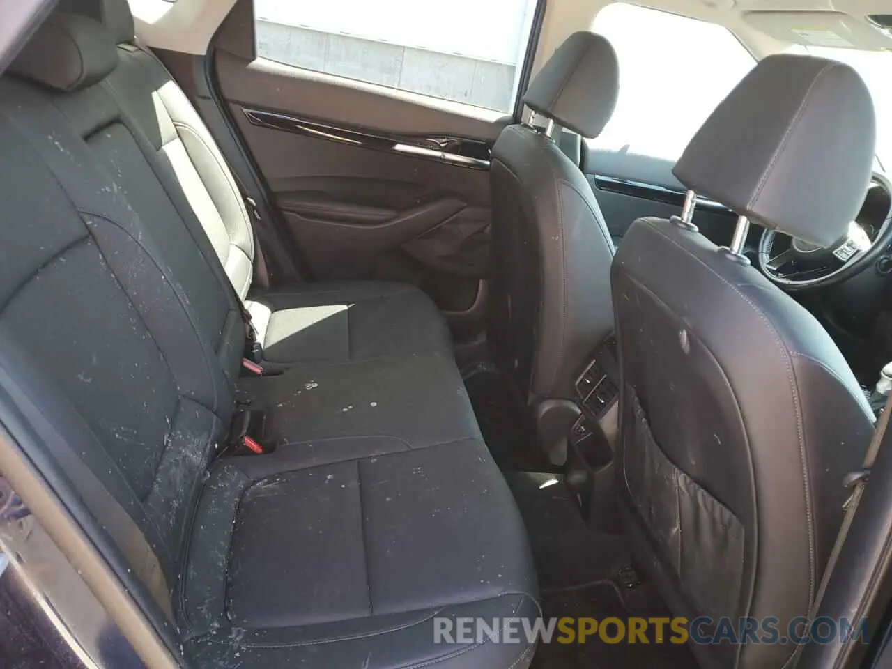 11 Photograph of a damaged car KNDEUCAA7M7159727 KIA SELTOS 2021