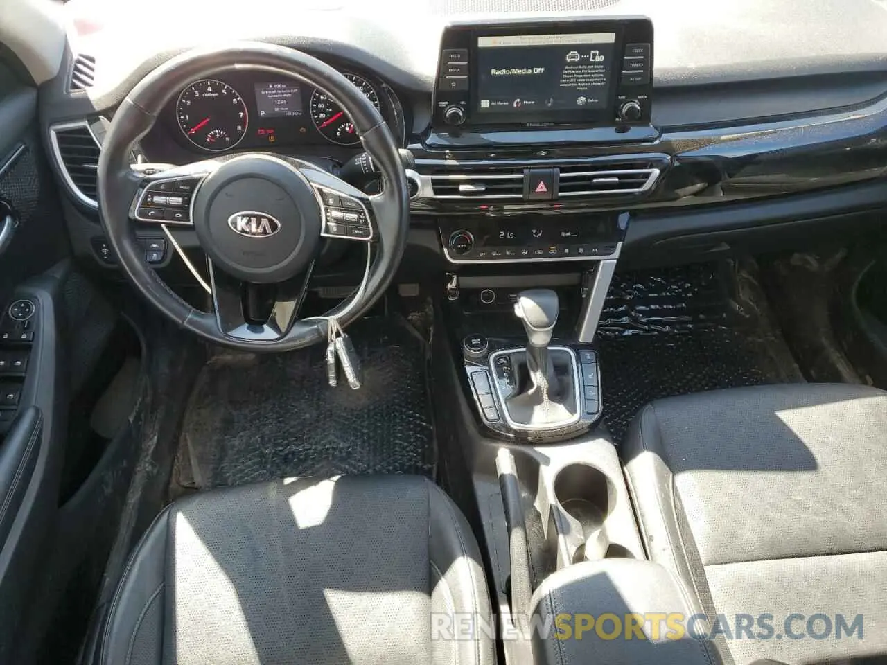 8 Photograph of a damaged car KNDEUCAA7M7159727 KIA SELTOS 2021