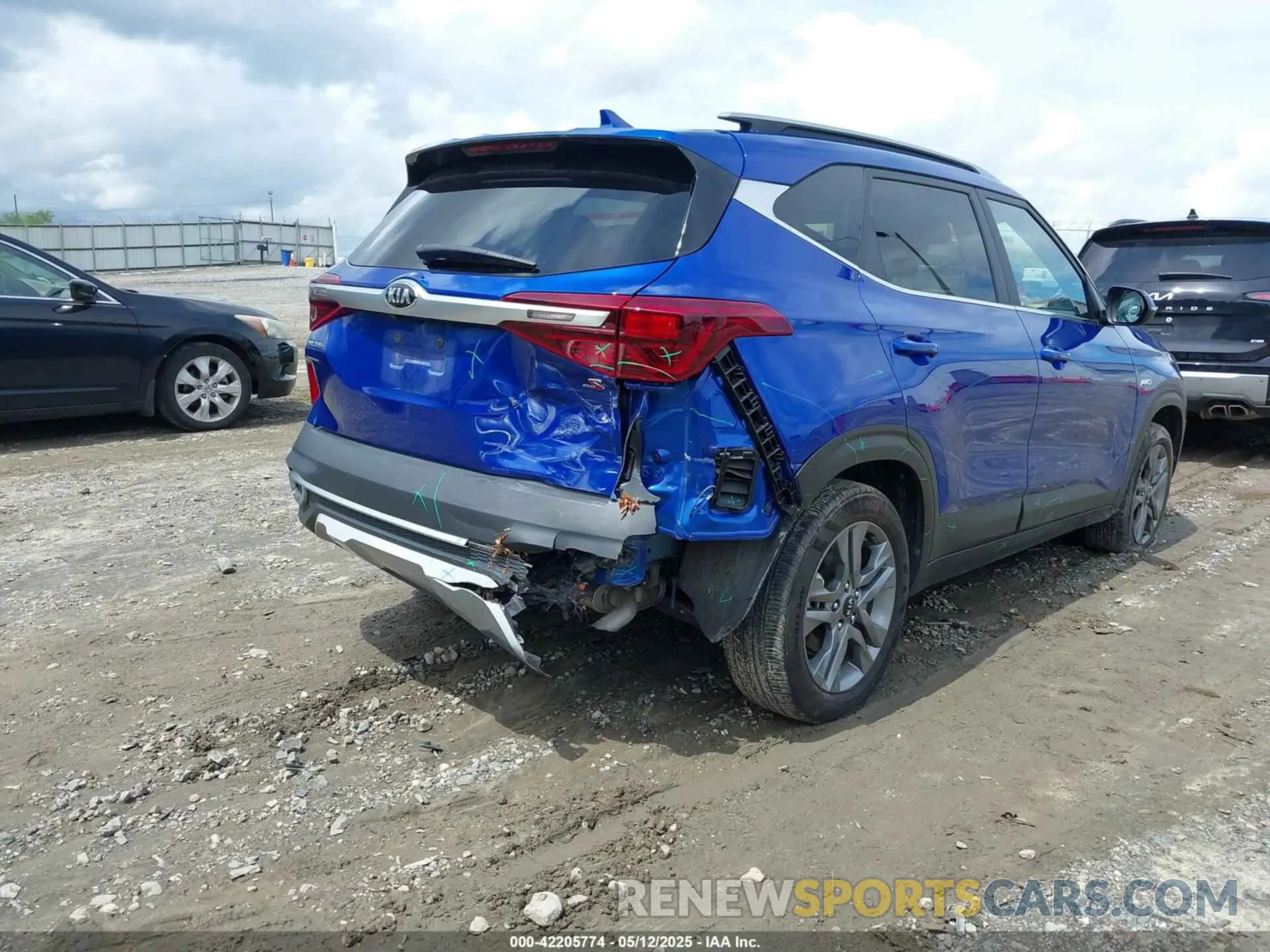 6 Photograph of a damaged car KNDEUCAA8M7184183 KIA SELTOS 2021