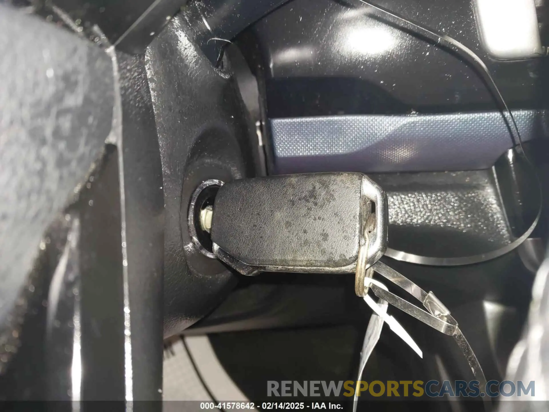 10 Photograph of a damaged car KNDEUCAA9M7115941 KIA SELTOS 2021