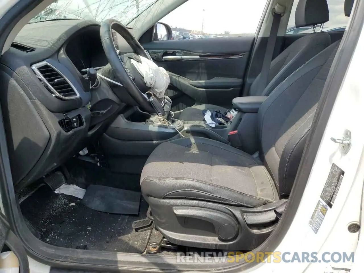 7 Photograph of a damaged car KNDEUCAA9M7149295 KIA SELTOS 2021