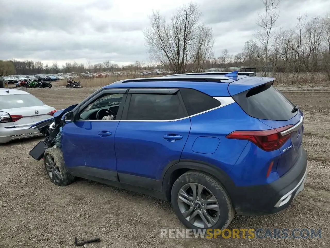 2 Photograph of a damaged car KNDEUCAA9M7175265 KIA SELTOS 2021