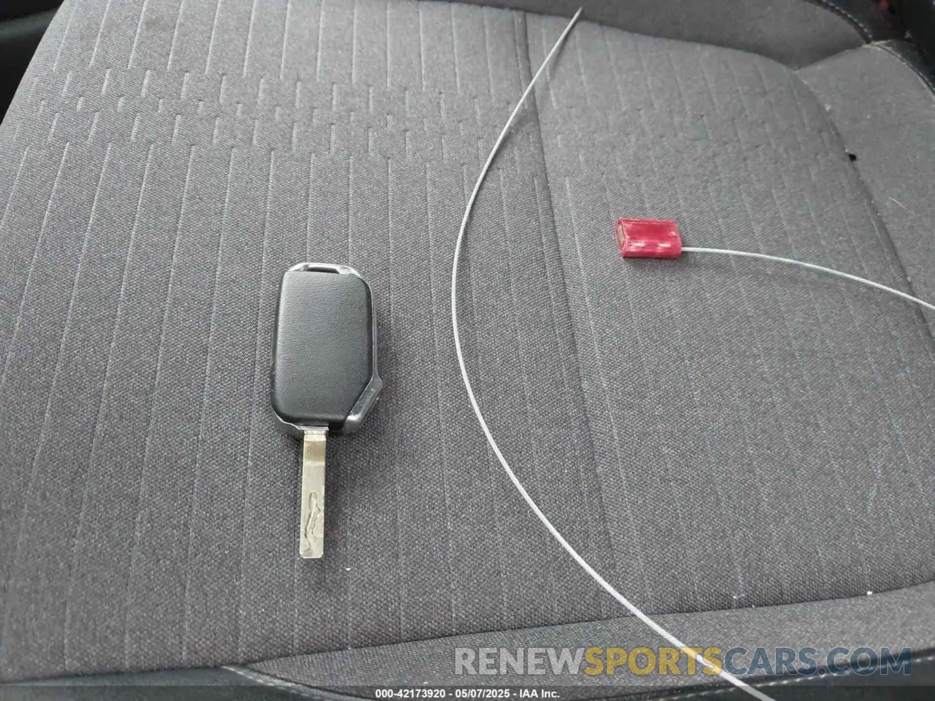 11 Photograph of a damaged car KNDEUCAAXM7121179 KIA SELTOS 2021