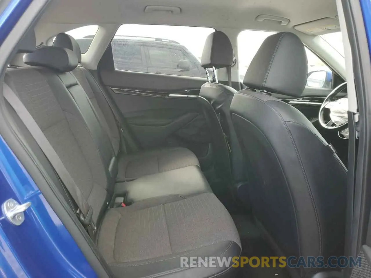 12 Photograph of a damaged car KNDEUCAAXM7133459 KIA SELTOS 2021