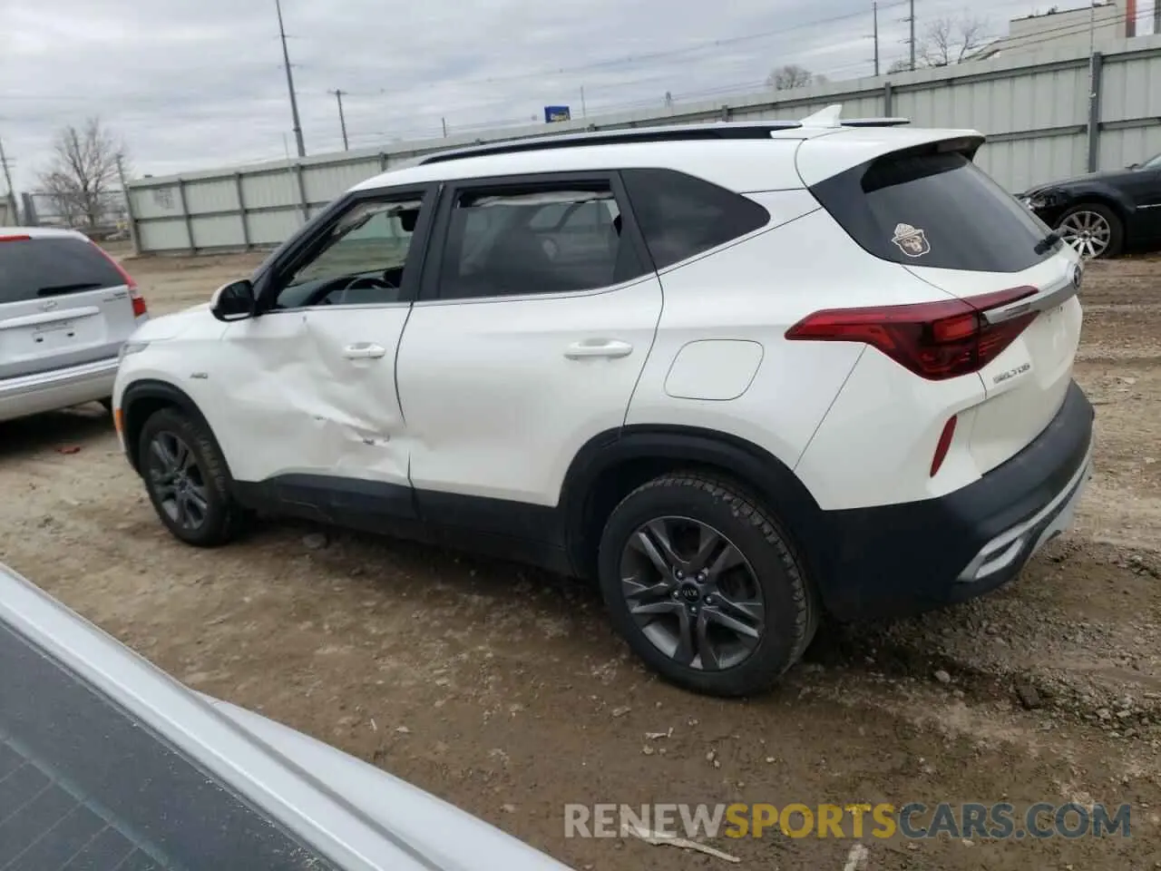 2 Photograph of a damaged car KNDEUCAAXM7170110 KIA SELTOS 2021
