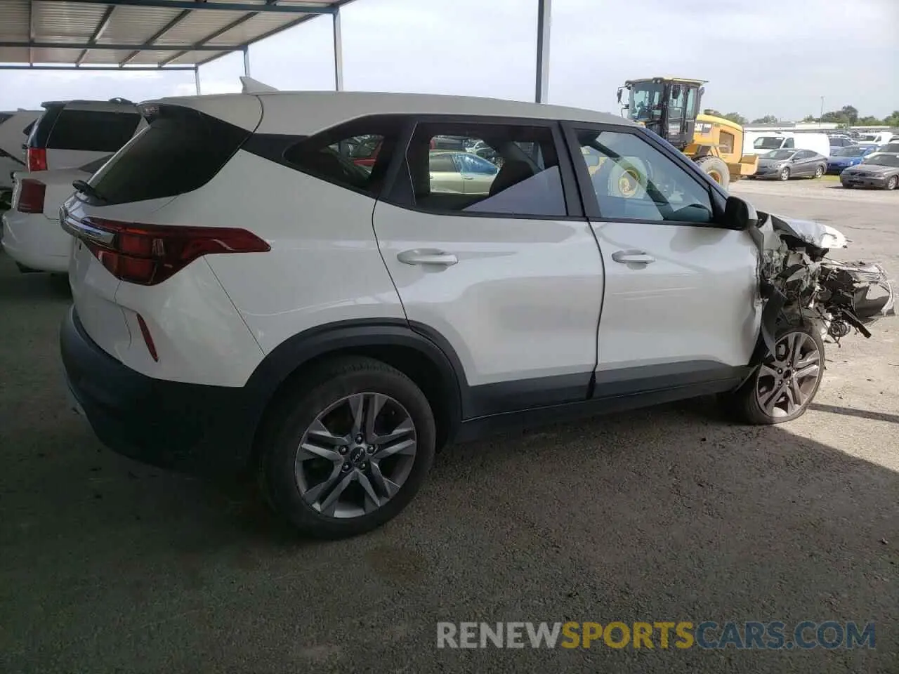 3 Photograph of a damaged car KNDEPCAA0N7345683 KIA SELTOS 2022