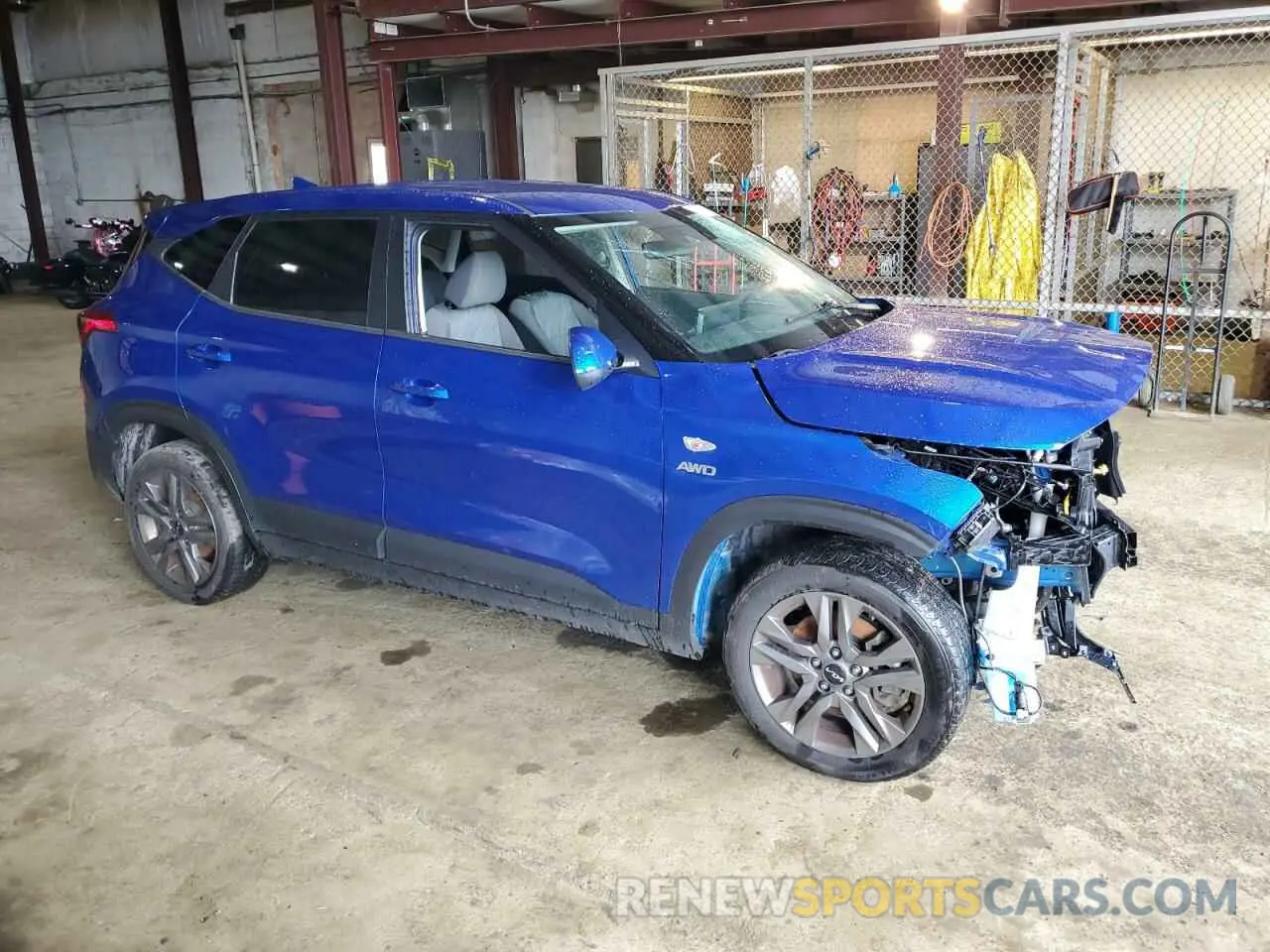 4 Photograph of a damaged car KNDEPCAA1N7288314 KIA SELTOS 2022