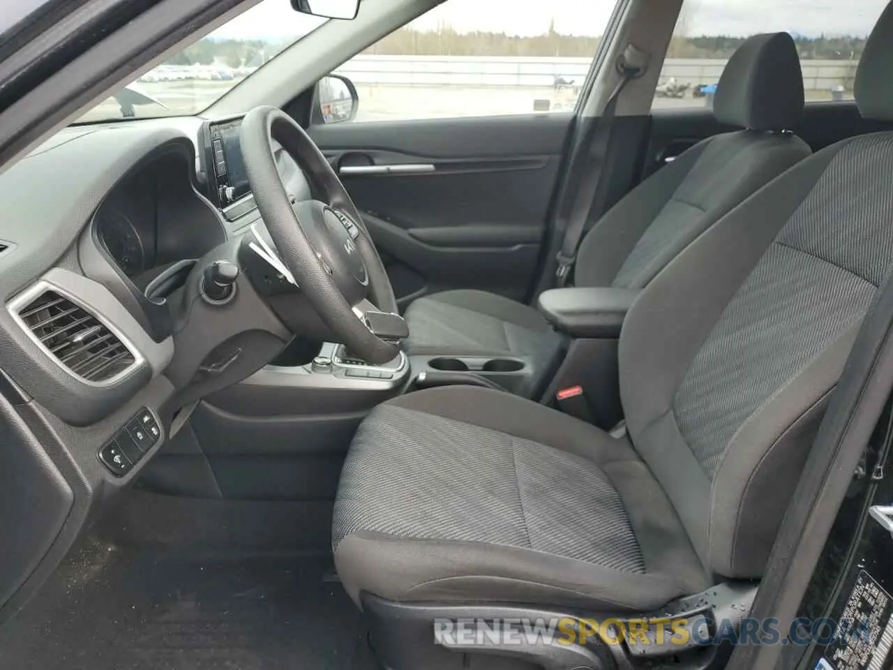 7 Photograph of a damaged car KNDEPCAA2N7317545 KIA SELTOS 2022