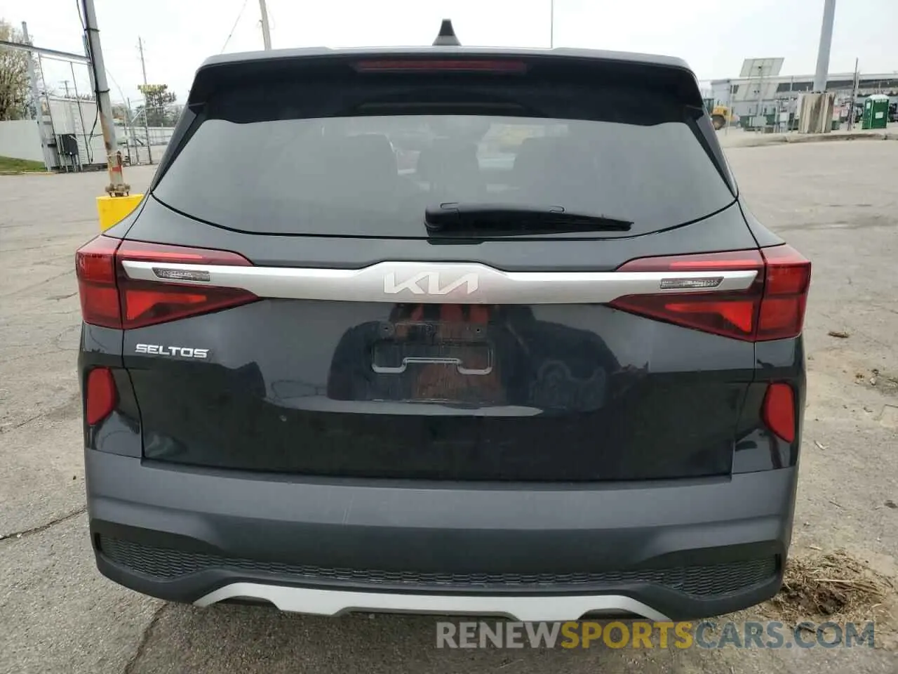 6 Photograph of a damaged car KNDEPCAA3N7248624 KIA SELTOS 2022