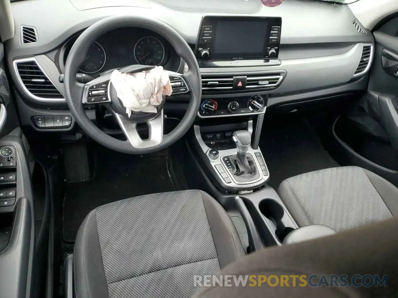 8 Photograph of a damaged car KNDEPCAA3N7248624 KIA SELTOS 2022