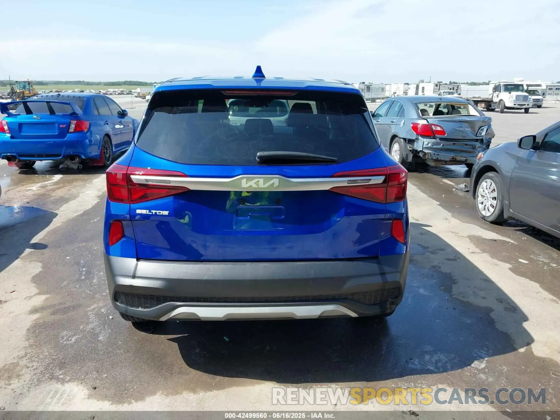 16 Photograph of a damaged car KNDEPCAA4N7317241 KIA SELTOS 2022