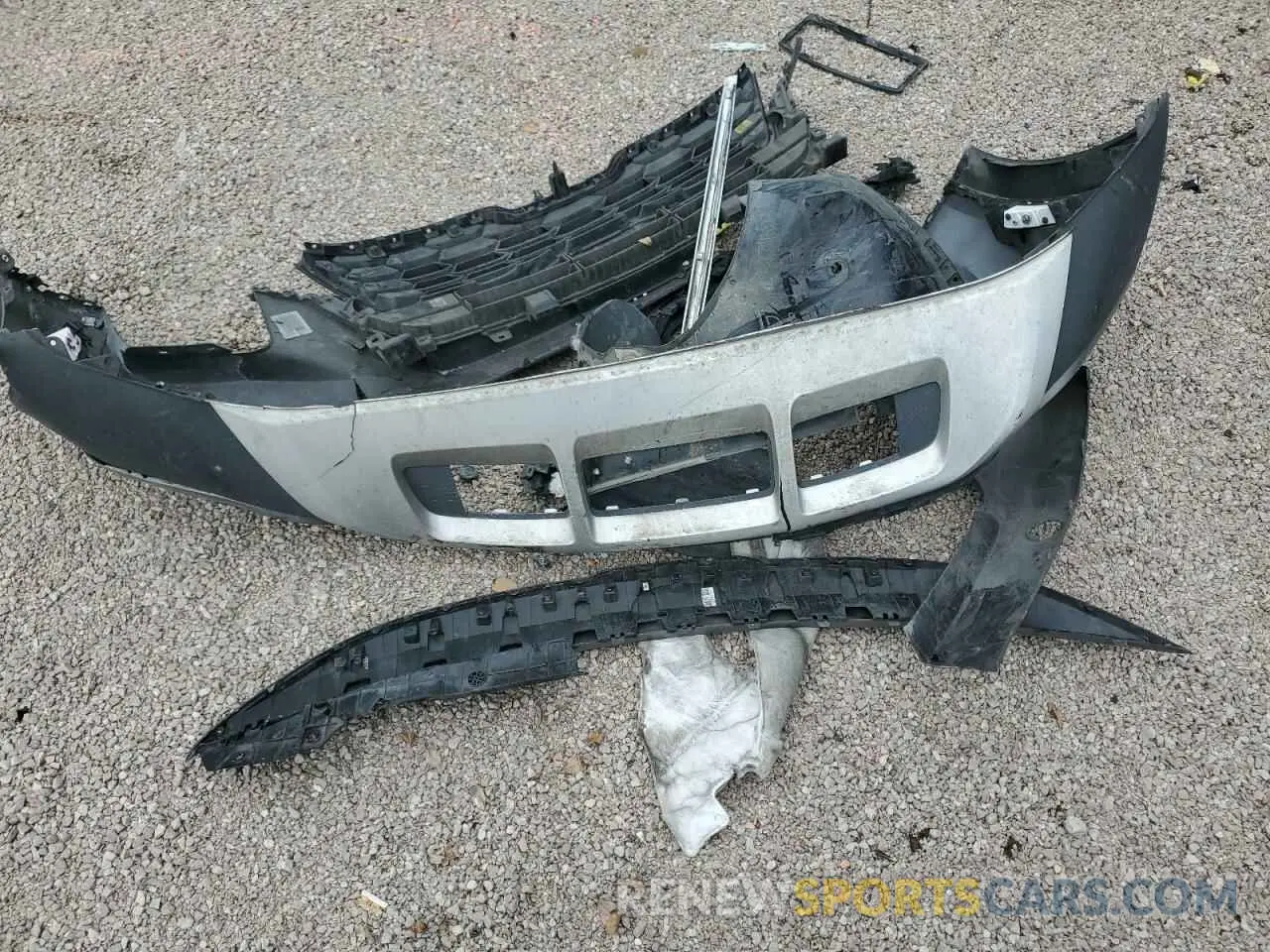 12 Photograph of a damaged car KNDEPCAA5N7335098 KIA SELTOS 2022