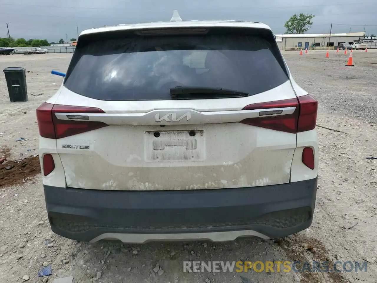 6 Photograph of a damaged car KNDEPCAA6N7337815 KIA SELTOS 2022