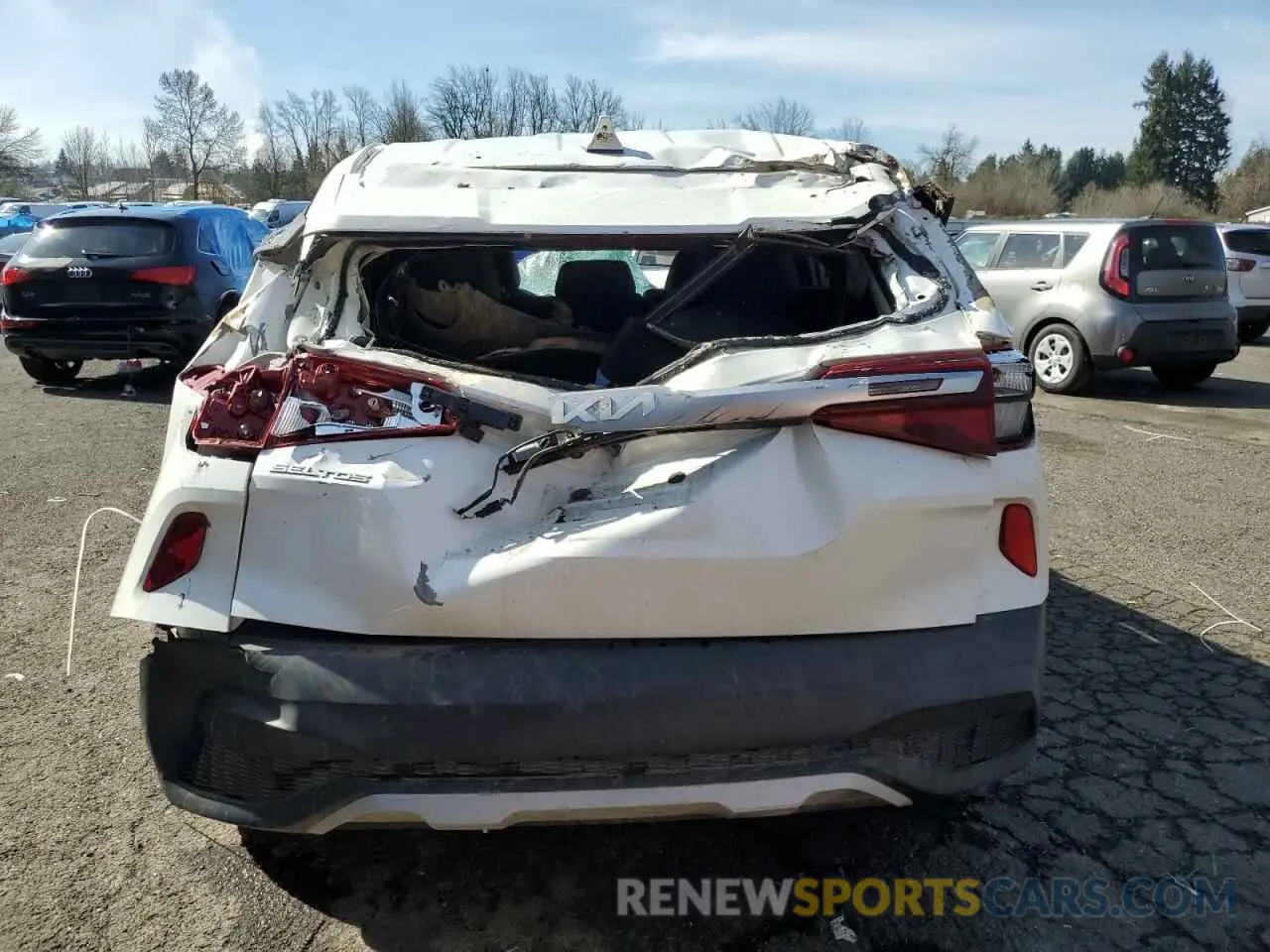 6 Photograph of a damaged car KNDEPCAA7N7238422 KIA SELTOS 2022