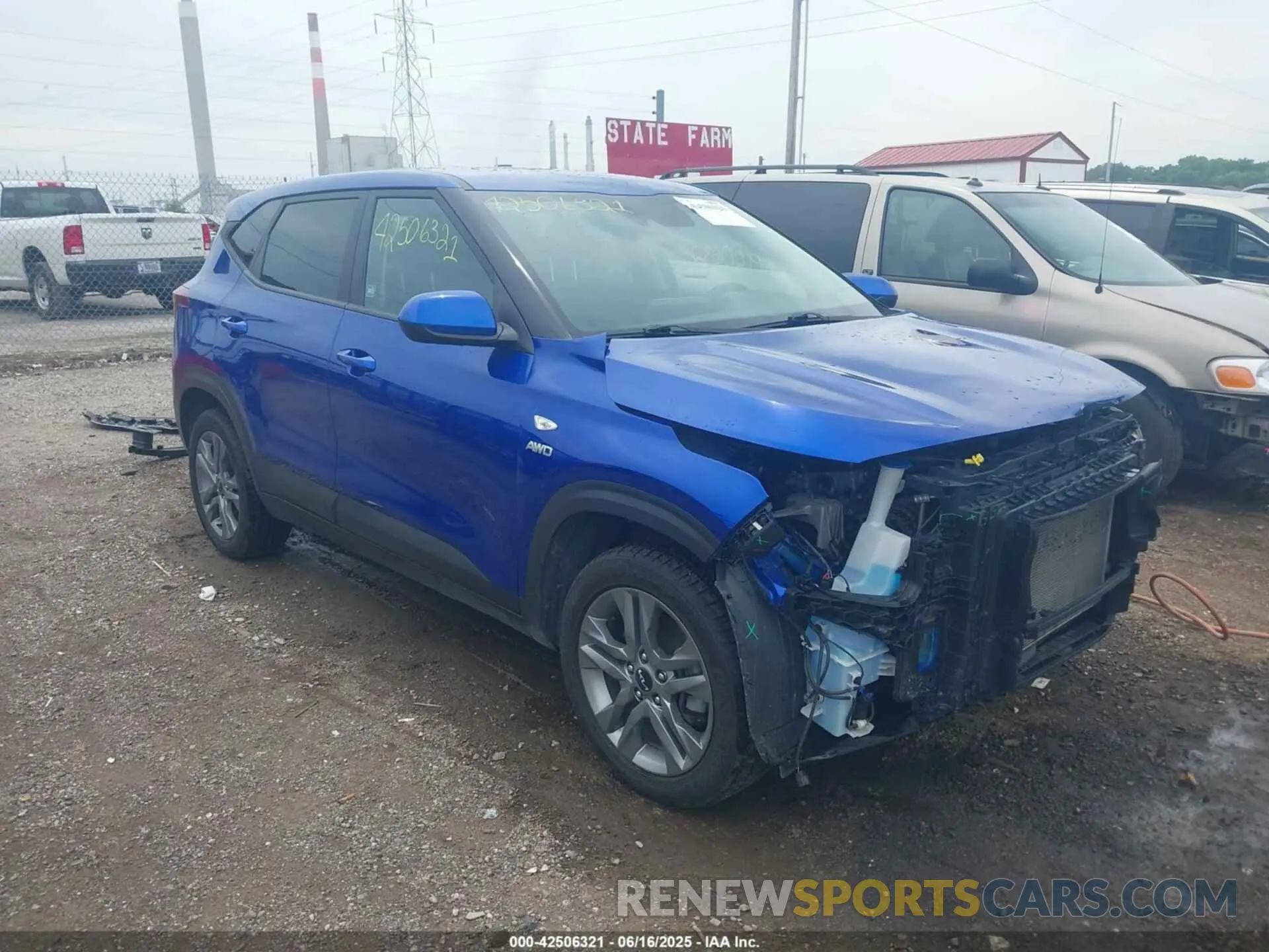 1 Photograph of a damaged car KNDEPCAA7N7260033 KIA SELTOS 2022
