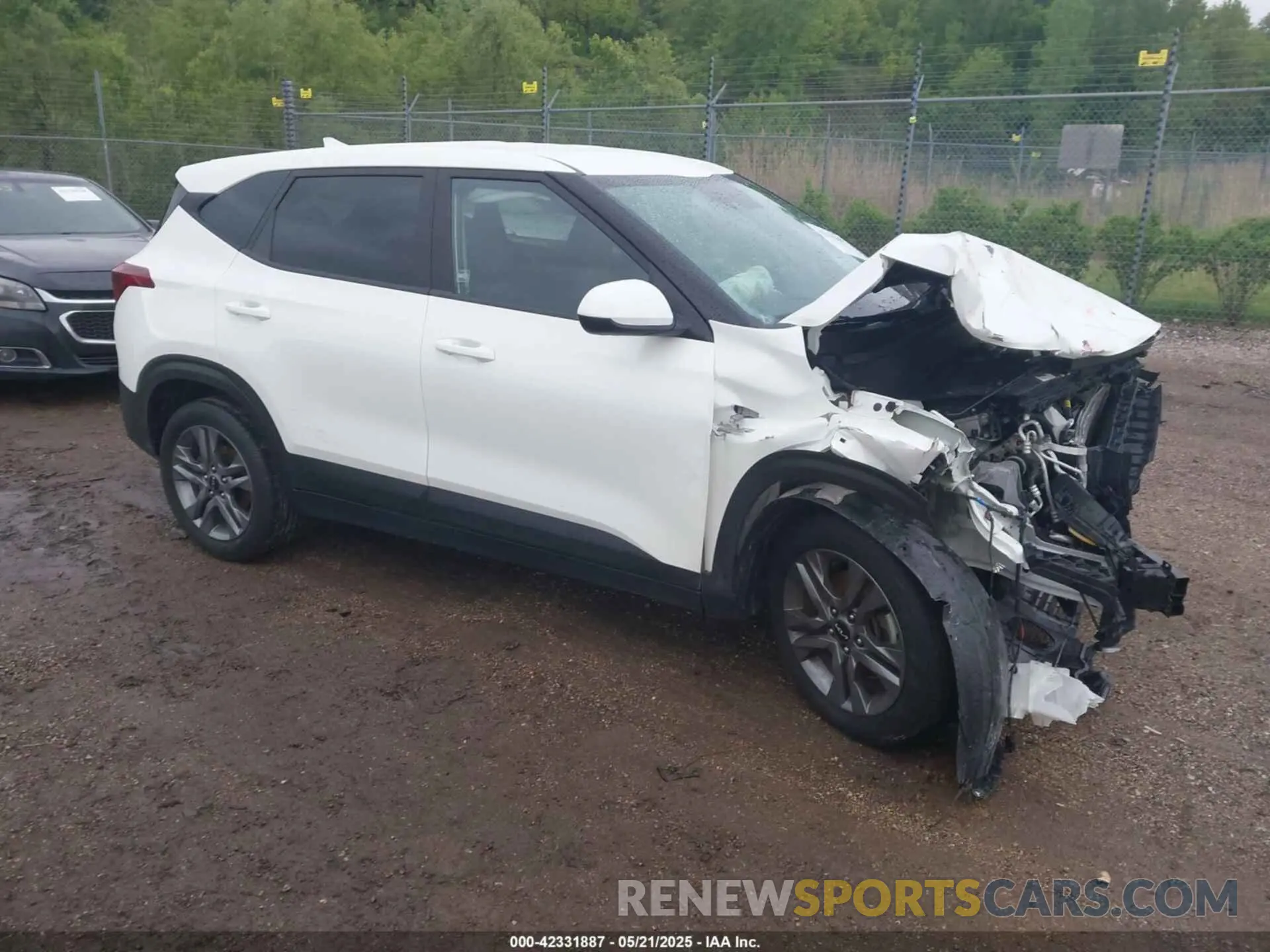 1 Photograph of a damaged car KNDEPCAA8N7288438 KIA SELTOS 2022