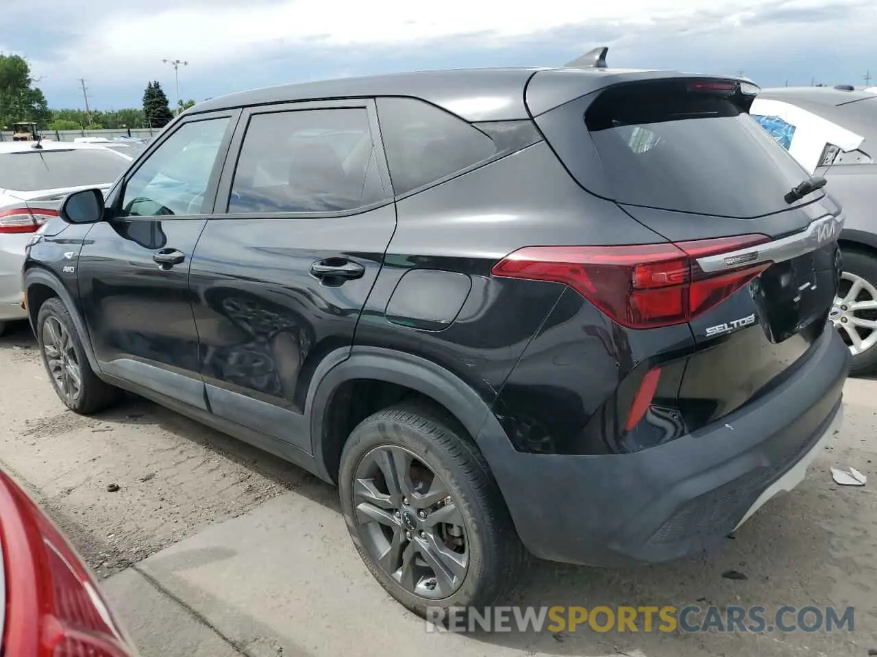 2 Photograph of a damaged car KNDEPCAA9N7340529 KIA SELTOS 2022