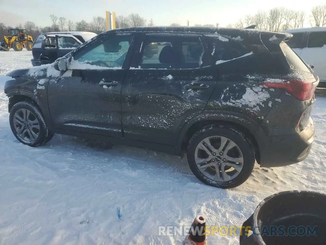 2 Photograph of a damaged car KNDEPCAAXN7257207 KIA SELTOS 2022