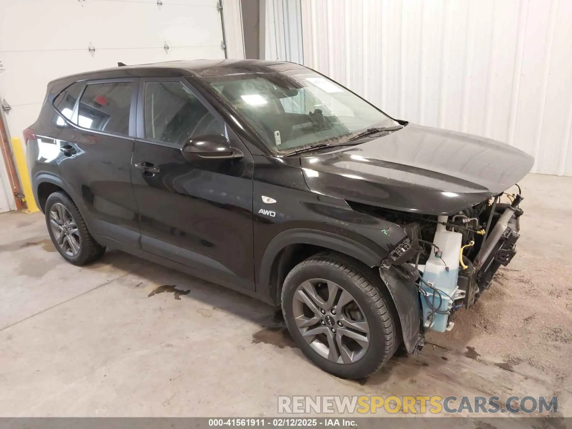 1 Photograph of a damaged car KNDEPCAAXN7328518 KIA SELTOS 2022
