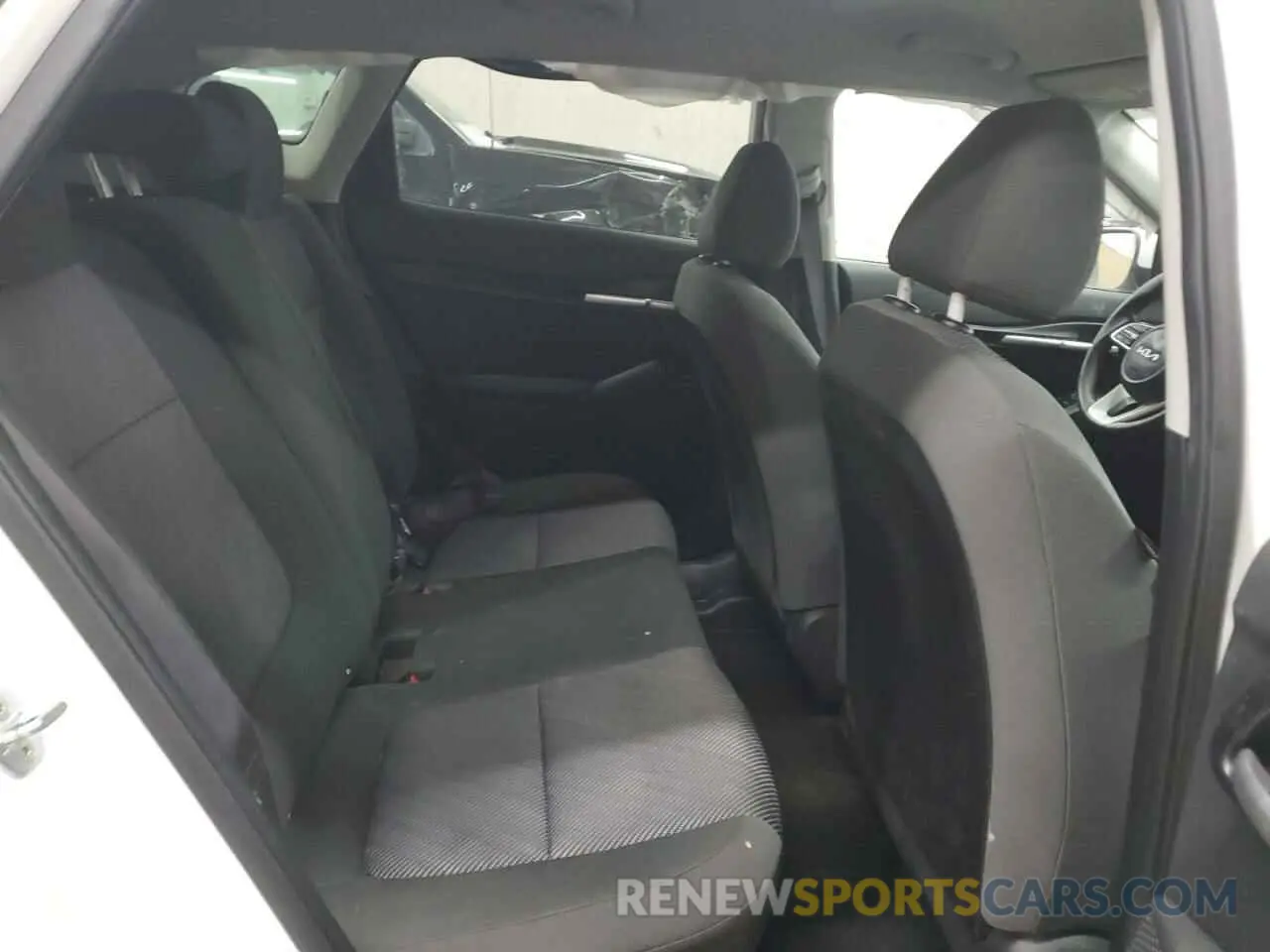 11 Photograph of a damaged car KNDEPCAAXN7334819 KIA SELTOS 2022