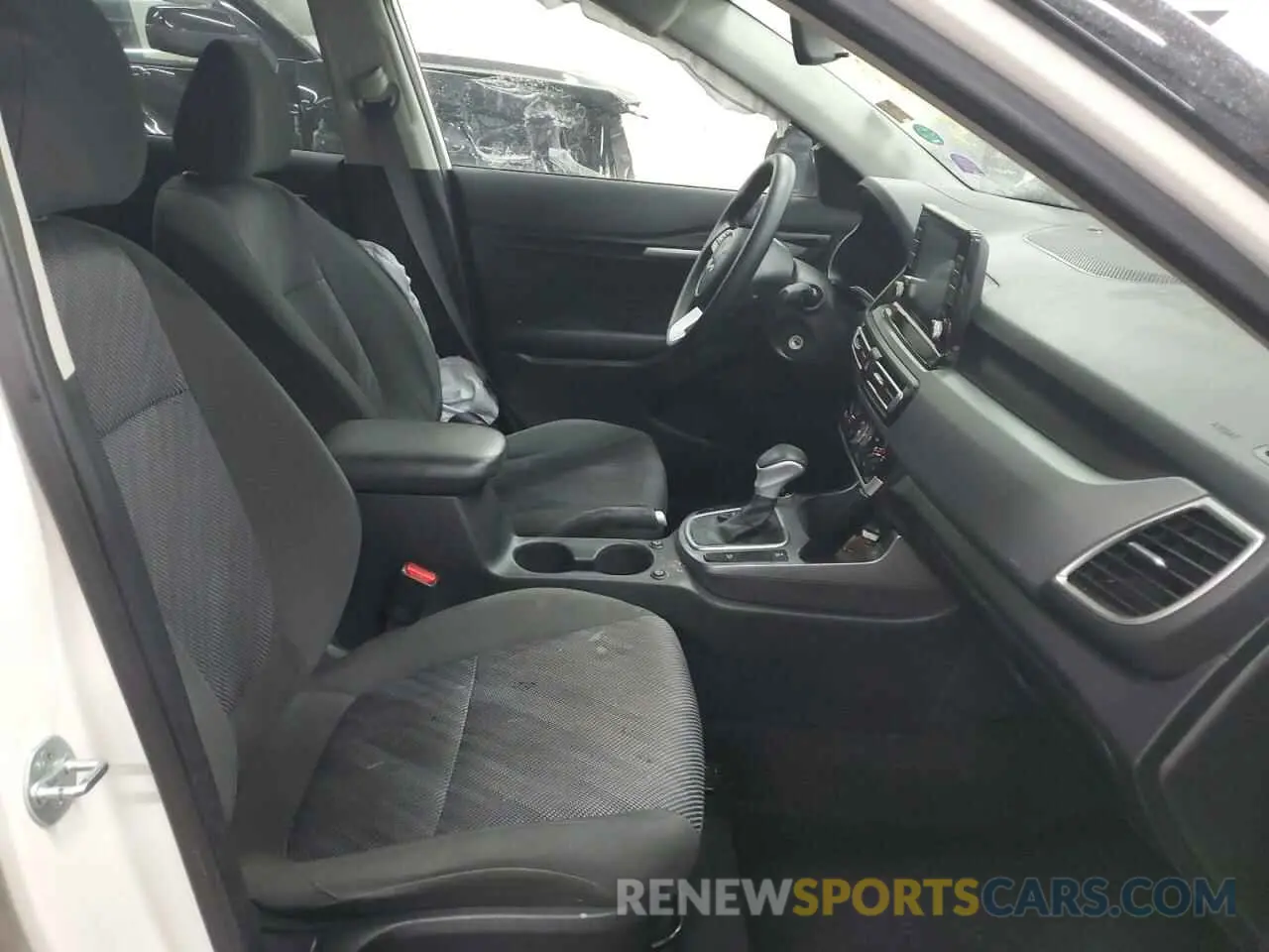 7 Photograph of a damaged car KNDEPCAAXN7334819 KIA SELTOS 2022