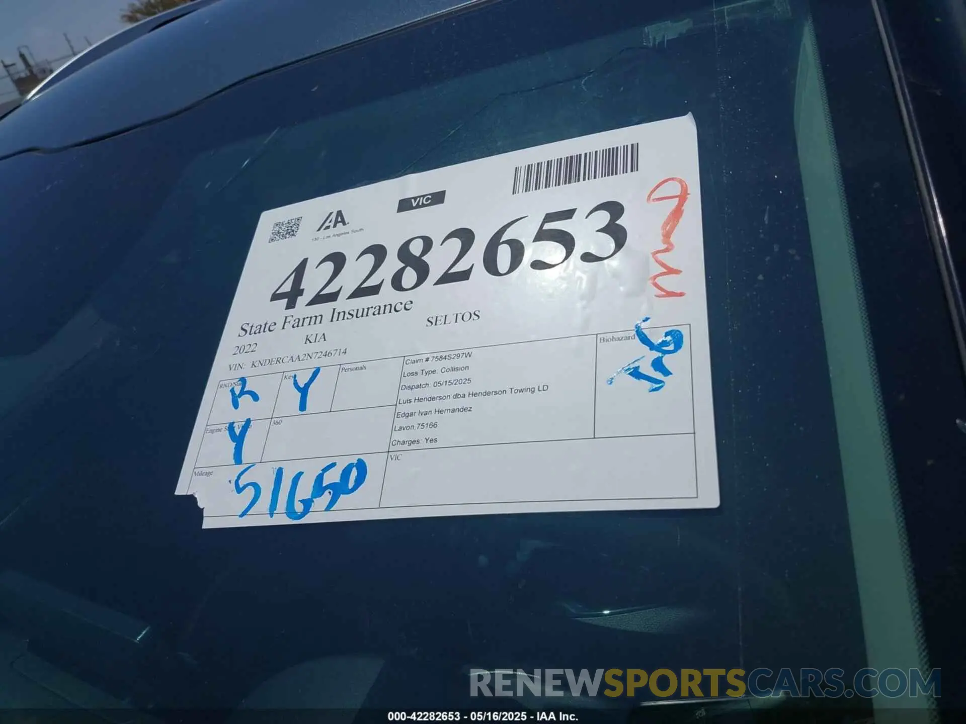 17 Photograph of a damaged car KNDERCAA2N7246714 KIA SELTOS 2022