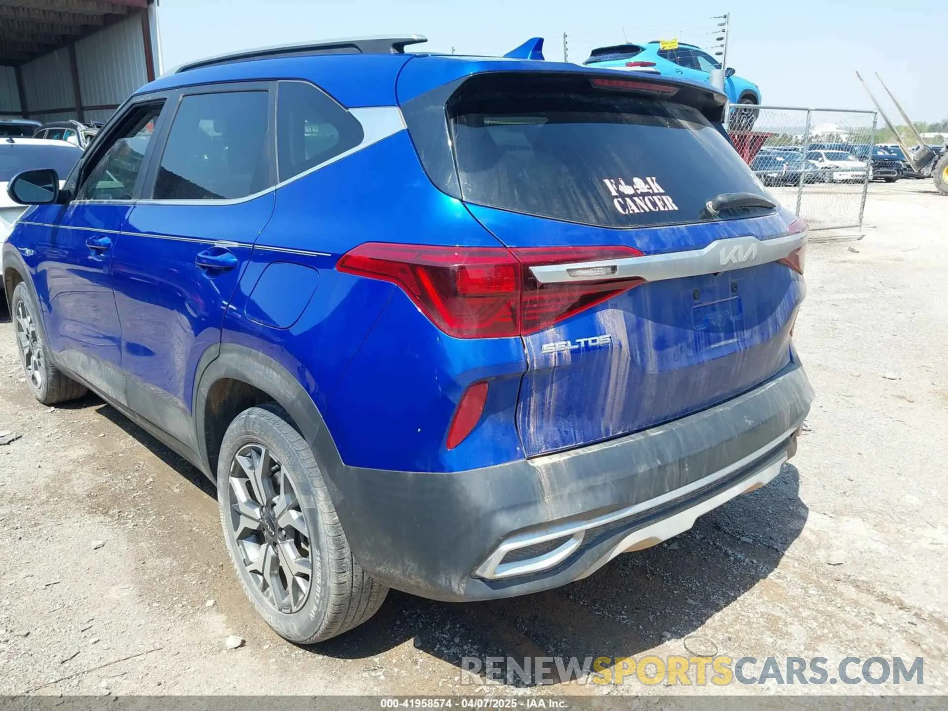 3 Photograph of a damaged car KNDERCAA2N7260578 KIA SELTOS 2022