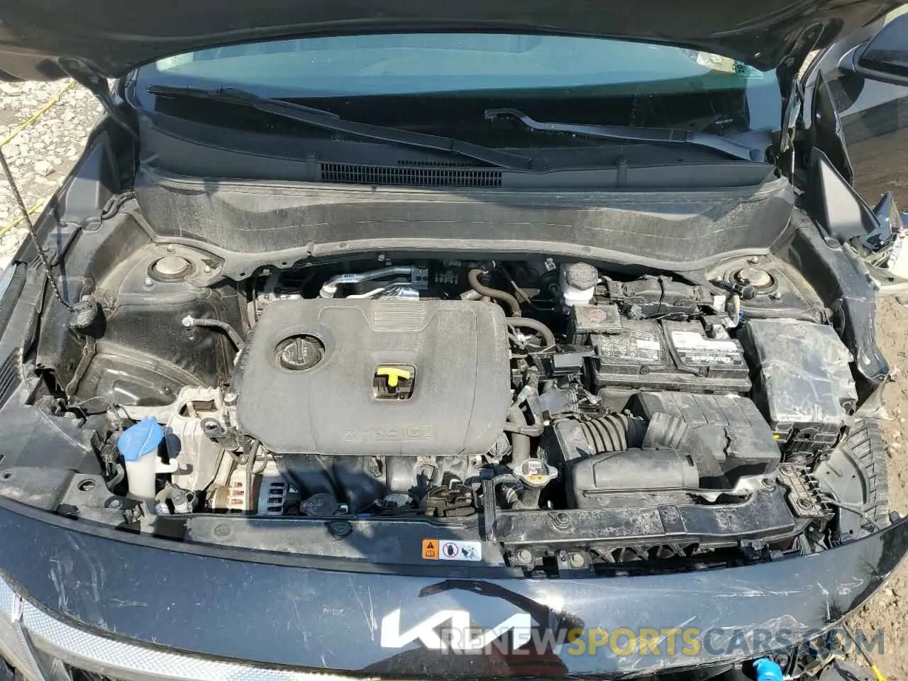 11 Photograph of a damaged car KNDERCAA2N7317569 KIA SELTOS 2022