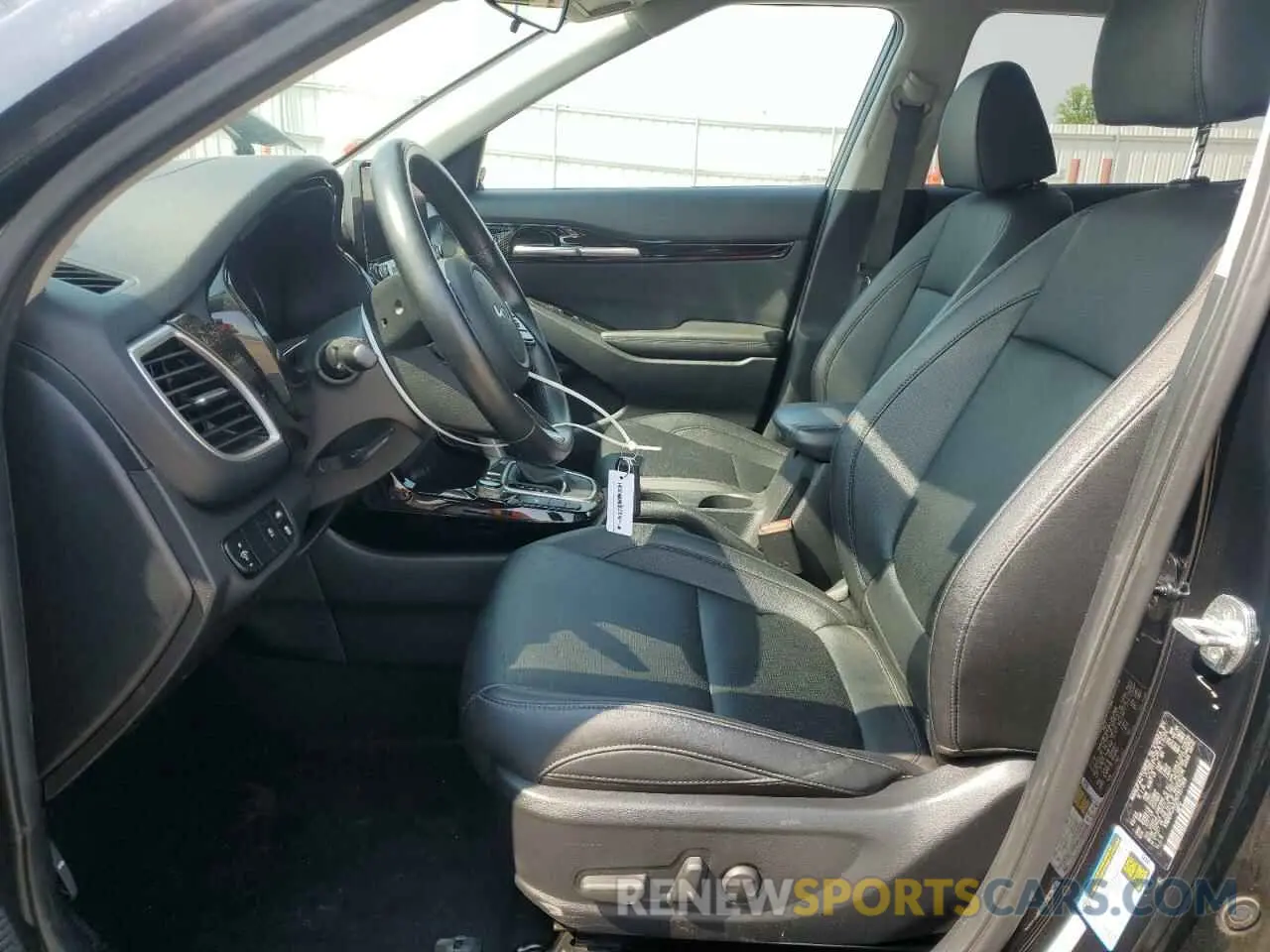 7 Photograph of a damaged car KNDERCAA2N7317569 KIA SELTOS 2022