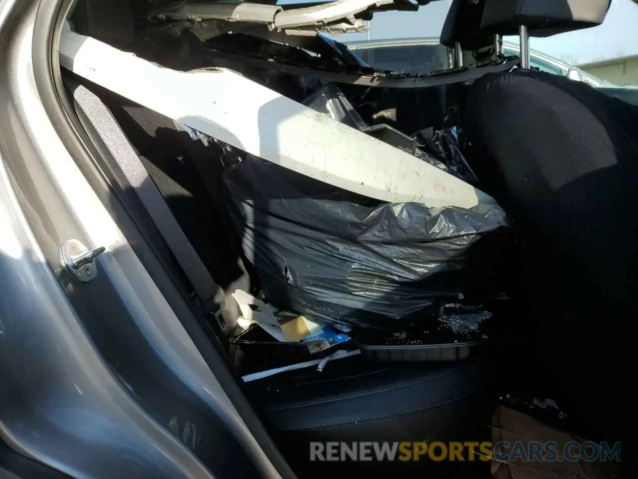 11 Photograph of a damaged car KNDERCAA6N7241368 KIA SELTOS 2022