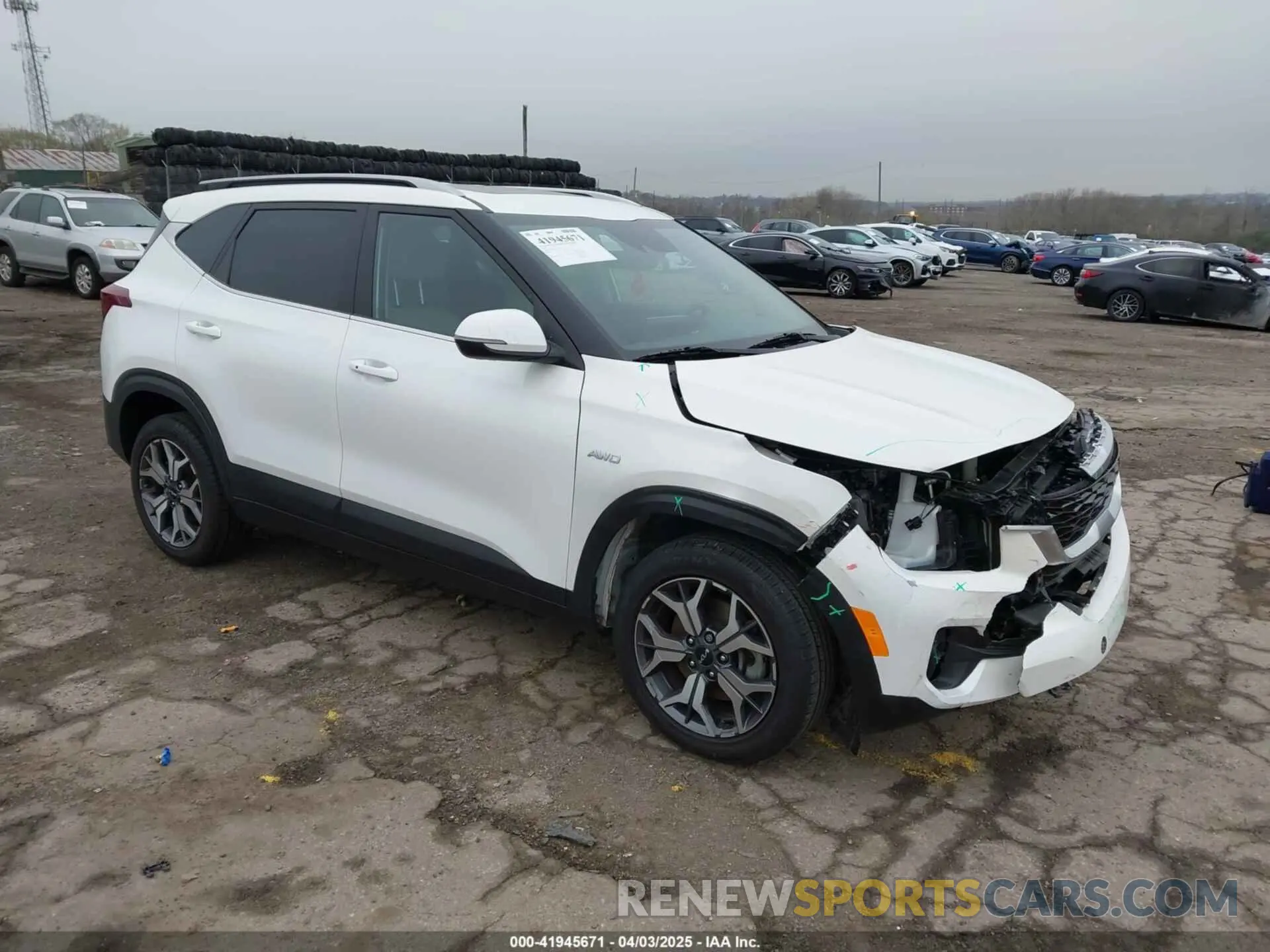 1 Photograph of a damaged car KNDERCAA6N7271678 KIA SELTOS 2022