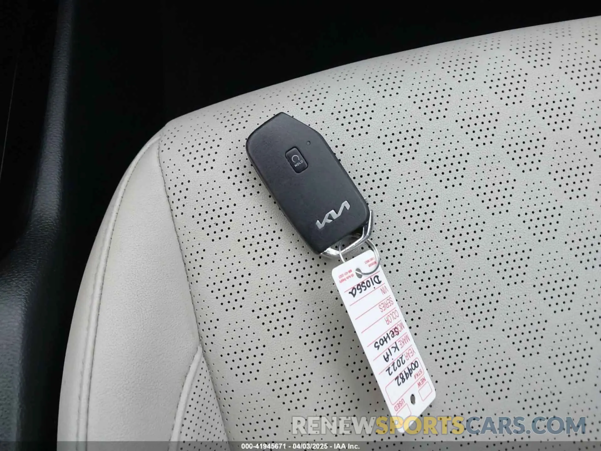 11 Photograph of a damaged car KNDERCAA6N7271678 KIA SELTOS 2022