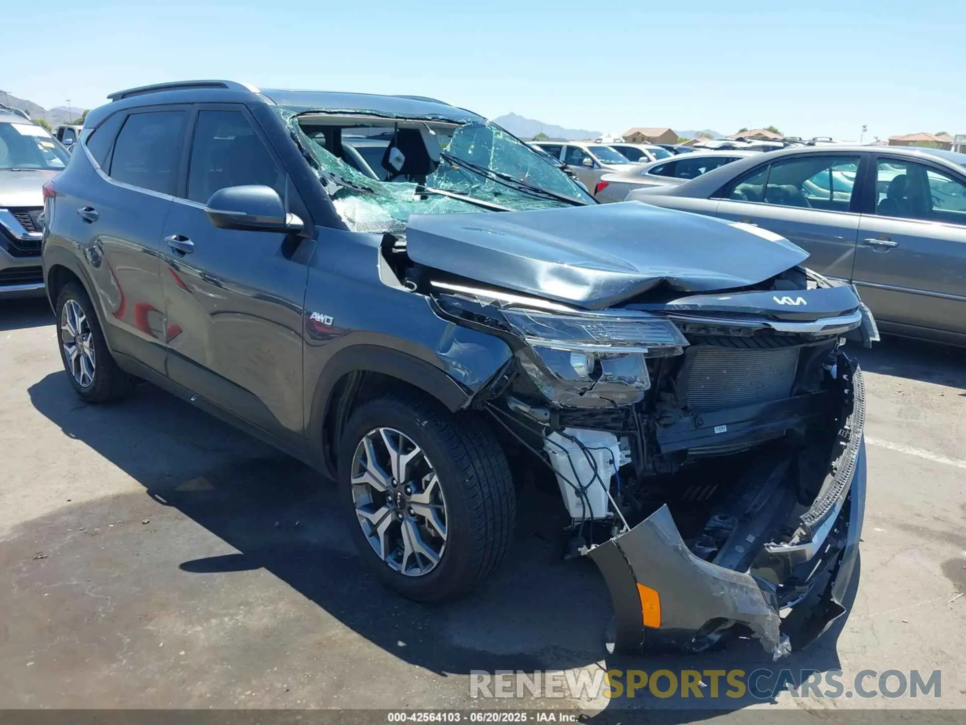 1 Photograph of a damaged car KNDERCAA9N7299054 KIA SELTOS 2022