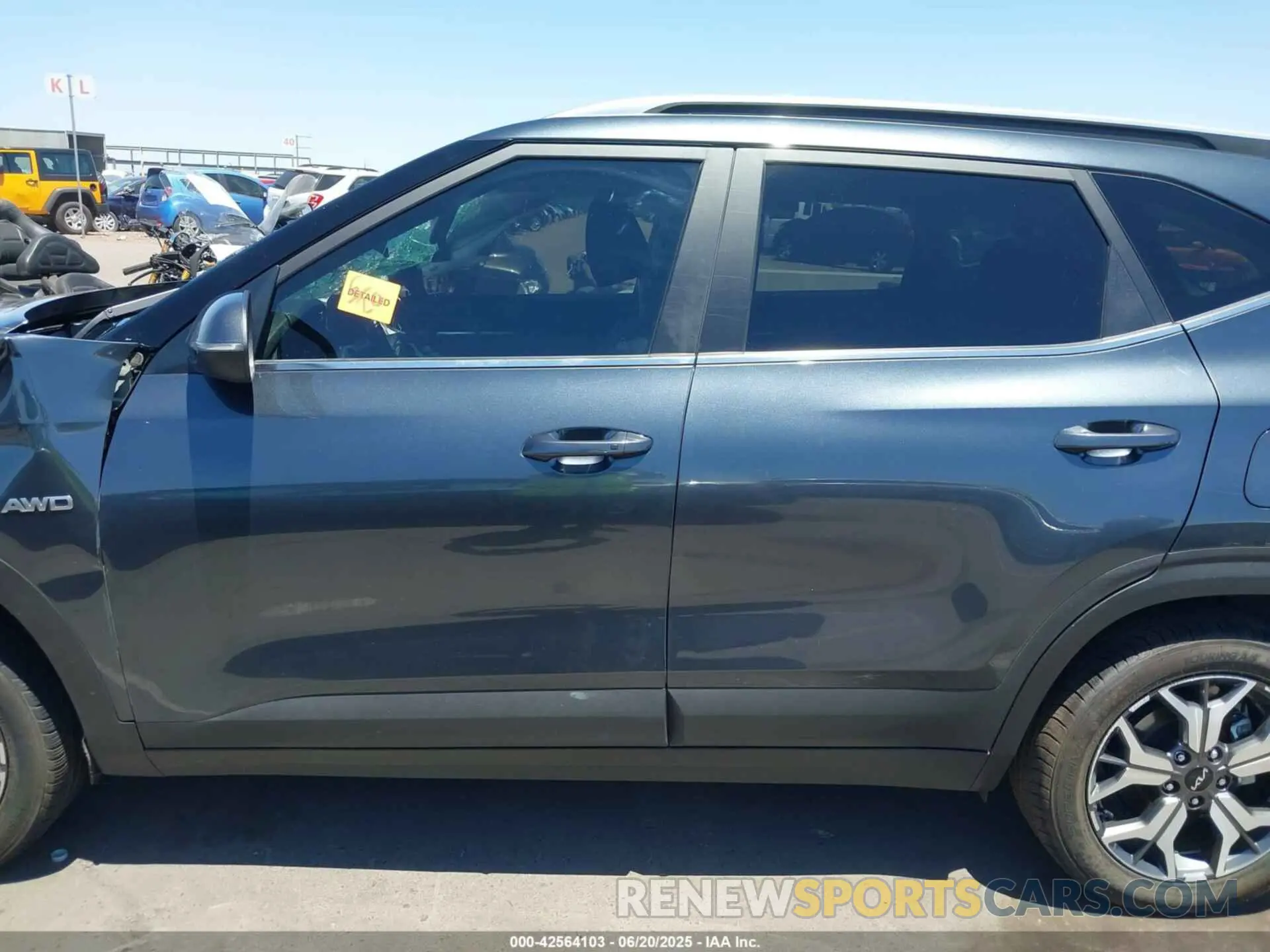 14 Photograph of a damaged car KNDERCAA9N7299054 KIA SELTOS 2022