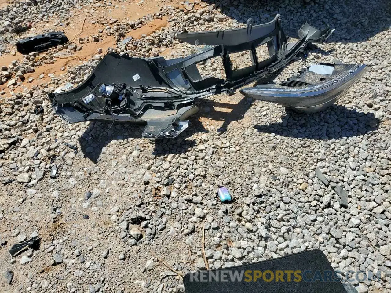 15 Photograph of a damaged car KNDERCAA9N7300543 KIA SELTOS 2022
