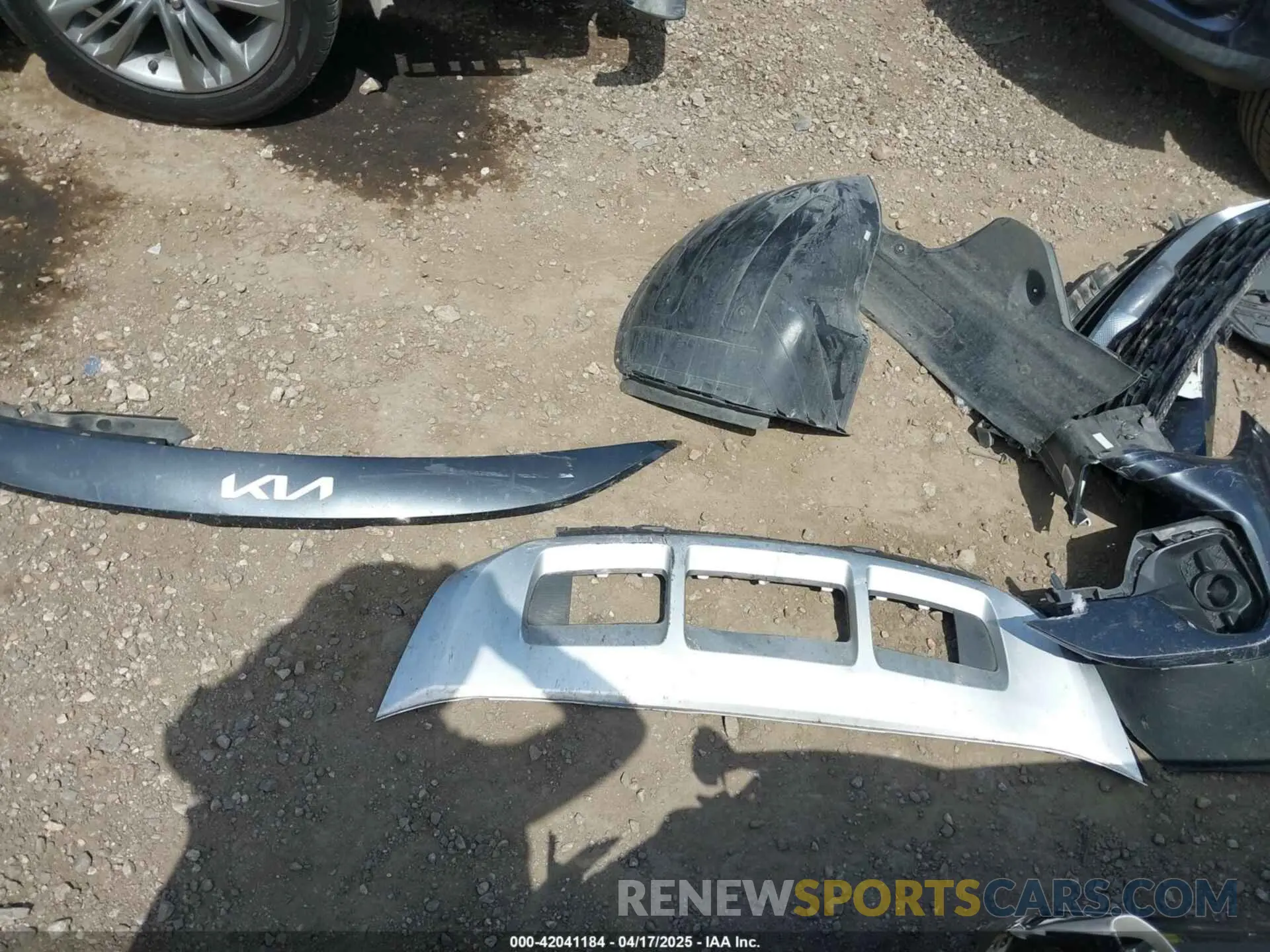 12 Photograph of a damaged car KNDERCAAXN7334443 KIA SELTOS 2022