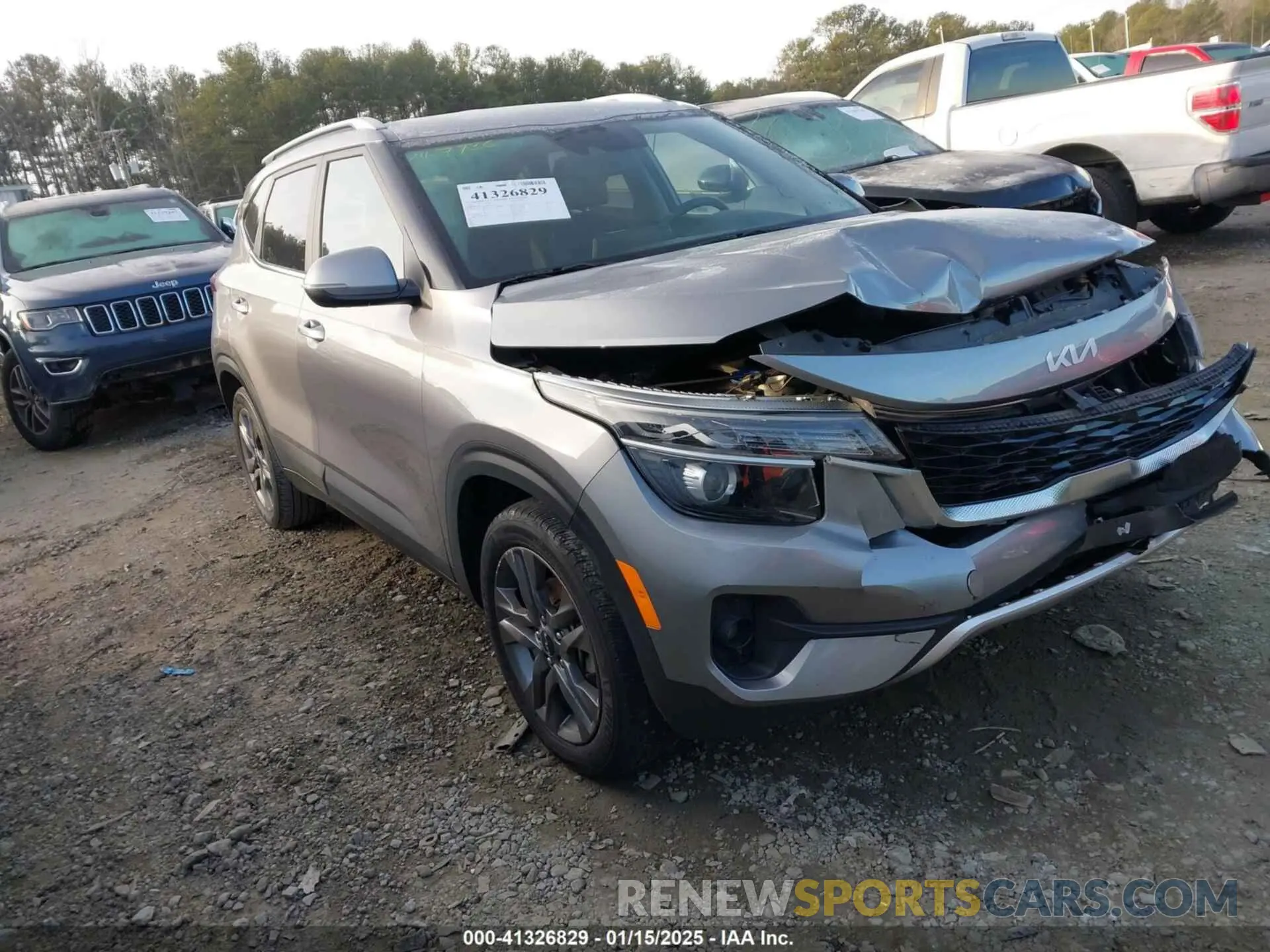 13 Photograph of a damaged car KNDEU2AA3N7315127 KIA SELTOS 2022